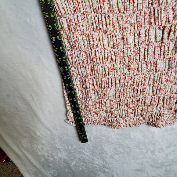 STORIA Small Smocked Square Neck BellSleeve FallVibe Sexy scrunched Elastic - Picture 15 of 16